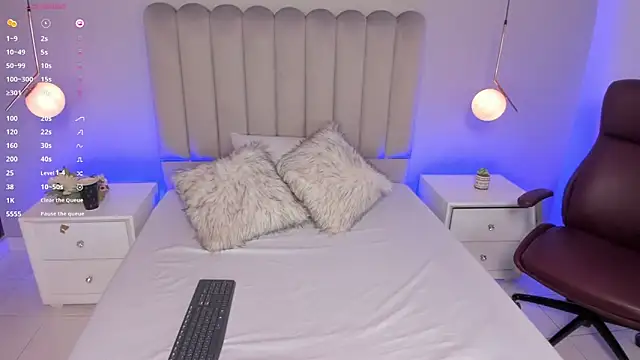 Dani rosse  online show from September 29, 2025, 1:28 pm