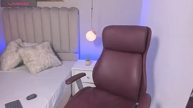 Dani rosse  online show from October 1, 2025, 1:26 pm