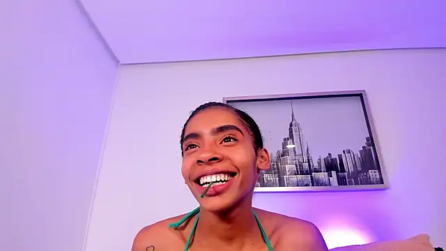 sarah ashbourne online show from November 15, 2025, 2:48 am