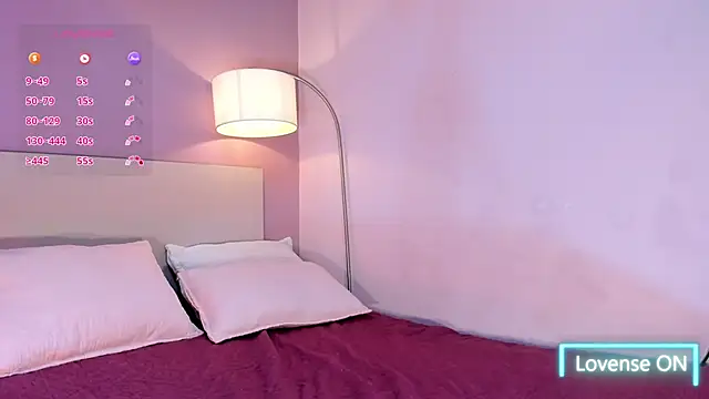 Snapshot of AlannaJonnes chatting on April 1, 2026, 12:06 pm AlannaJonnes online show from April 1, 2026, 12:06 pm