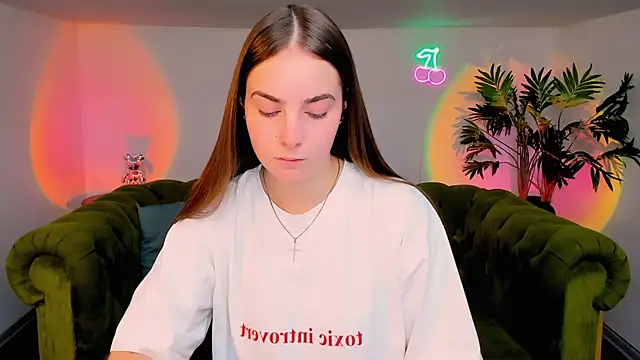 rad rebel  online show from September 20, 2025, 9:03 am