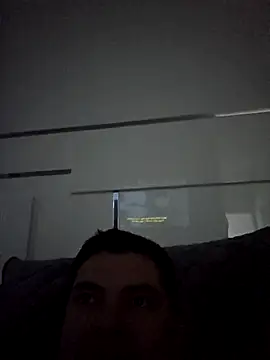 Snapshot of lucho8690 chatting on September 21, 2025, 4:45 pm lucho8690 online show from September 21, 2025, 4:45 pm