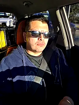 Snapshot of lucho8690 chatting on February 24, 2026, 10:21 pm lucho8690 online show from February 24, 2026, 10:21 pm