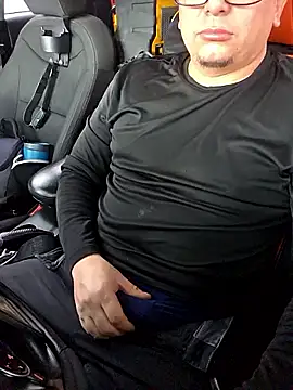 Snapshot of lucho8690 chatting on October 28, 2025, 9:14 pm lucho8690 online show from October 28, 2025, 9:14 pm