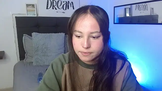 Eymmy 24 online show from September 16, 2025, 2:34 am