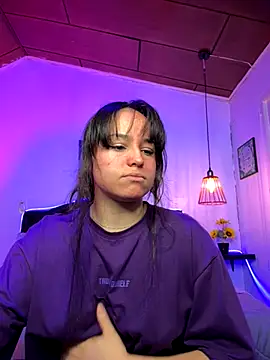 Eymmy 24 online show from October 12, 2025, 11:39 pm