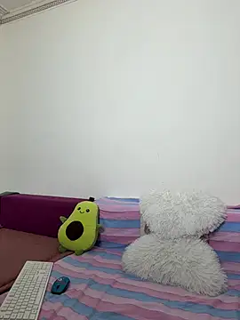 MiaKiittyy online show from March 21, 2026, 12:45 am