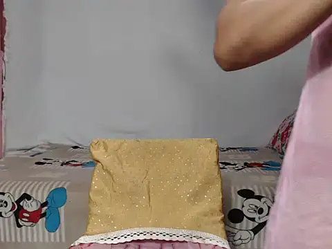 HelenaM online show from October 7, 2025, 5:25 pm