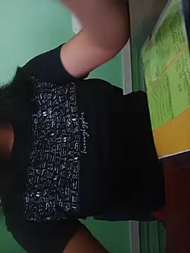 Suandenilo7 online show from October 23, 2025, 5:00 pm