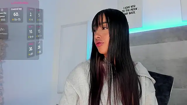 Aleja ruizz online show from September 20, 2025, 7:46 am