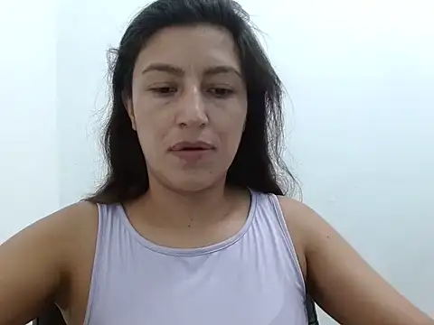 Snapshot of SarahFriendly chatting on May 12, 2026, 12:22 pm SarahFriendly online show from May 12, 2026, 12:22 pm
