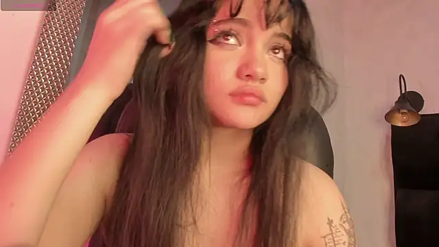 Snapshot of Darky_Doll chatting on October 5, 2025, 3:41 am Darky Doll online show from October 5, 2025, 3:41 am