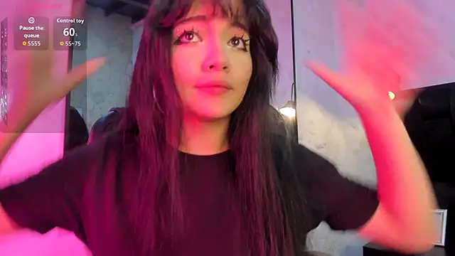 Snapshot of Darky_Doll chatting on November 16, 2025, 8:13 pm Darky Doll online show from November 16, 2025, 8:13 pm