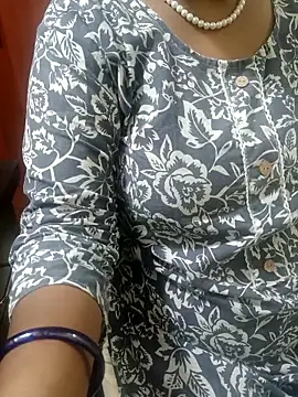 tami lavanya online show from October 4, 2025, 5:47 pm