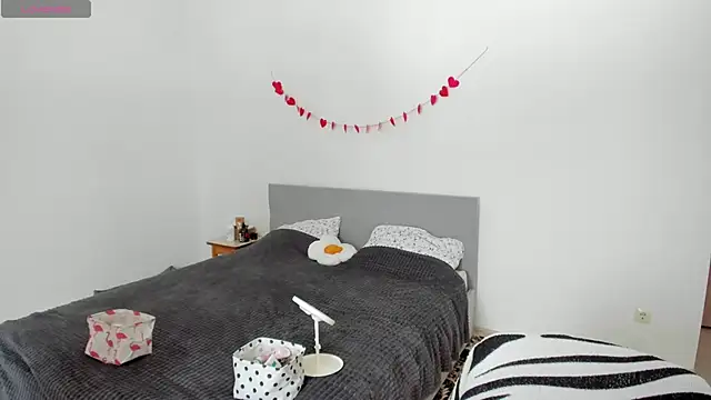 Kelly Cartier online show from February 13, 2026, 6:24 am