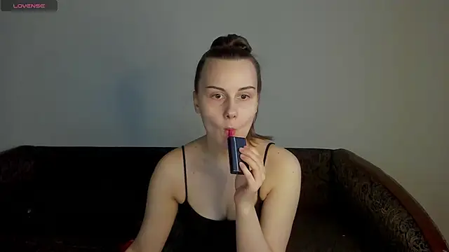 Snapshot of Kelly_Cartier chatting on May 2, 2026, 3:50 pm Kelly Cartier online show from May 2, 2026, 3:50 pm