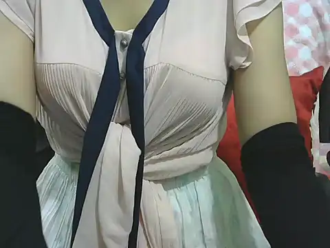 sheetal-sheetal95 online show from September 18, 2025, 12:41 pm