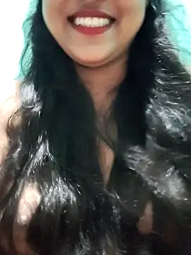 Snapshot of SugarWithSpice chatting on July 14, 2026, 8:19 am SugarWithSpice online show from July 14, 2026, 8:19 am