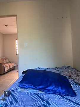 Snapshot of mermaidblue chatting on November 25, 2025, 12:05 pm mermaidblue online show from November 25, 2025, 12:05 pm