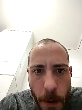 Baldassarre1990 online show from October 25, 2025, 11:16 pm