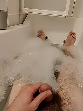 Baldassarre1990 online show from November 6, 2025, 10:36 pm