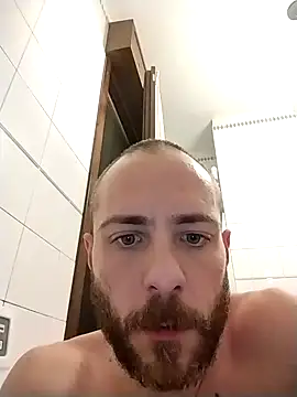 Baldassarre1990 online show from April 14, 2026, 8:36 pm