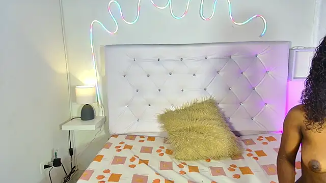 tatixxxvega online show from September 22, 2025, 1:50 pm