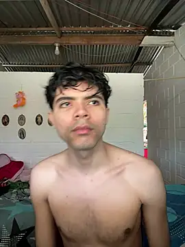 Axel-Mejia online show from July 3, 2026, 1:39 pm