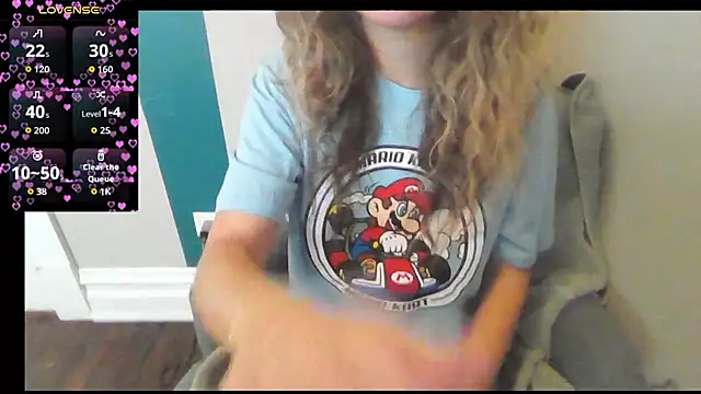 Snapshot of Magical_Milf_MelissaXX chatting on October 3, 2025, 2:40 pm Magical Milf MelissaXX online show from October 3, 2025, 2:40 pm