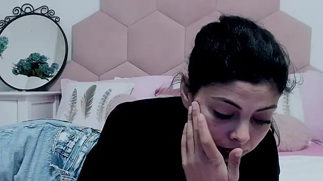 Snapshot of LadyLiia chatting on January 30, 2025, 5:19 am LadyLiia online show from January 30, 2025, 5:19 am