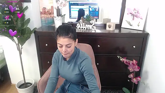 Snapshot of LadyLiia chatting on February 11, 2026, 4:56 am LadyLiia online show from February 11, 2026, 4:56 am