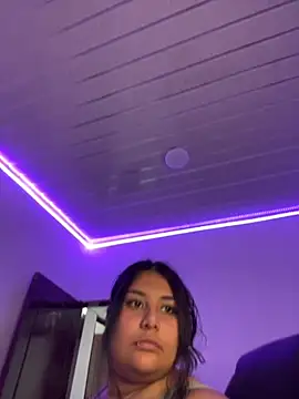 Snapshot of Nicky-222 chatting on November 28, 2025, 2:01 am Nicky-222 online show from November 28, 2025, 2:01 am