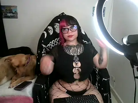 Snapshot of Driana_ate chatting on October 9, 2025, 3:51 am Driana ate online show from October 9, 2025, 3:51 am