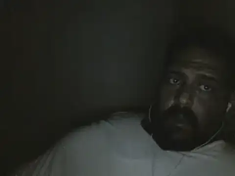 elpoop7305 online show from December 19, 2025, 5:10 am