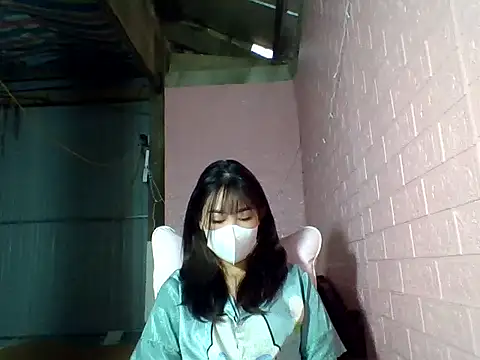 Seri202 online show from September 27, 2025, 2:28 am