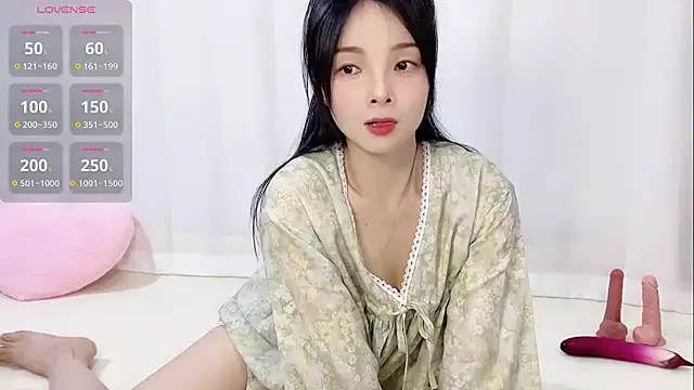 Snapshot of Tangbao-Baby chatting on July 10, 2026, 9:42 am Tangbao-Baby online show from July 10, 2026, 9:42 am