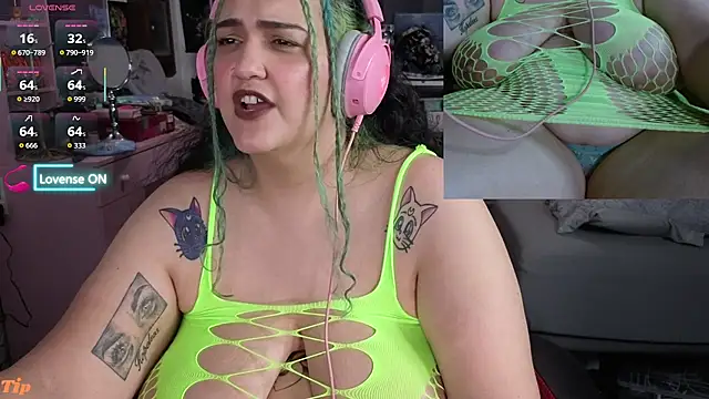 nevermakeawish online show from September 9, 2025, 4:49 pm