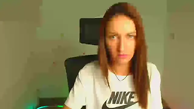 Aurora Loveu online show from September 14, 2025, 1:33 pm