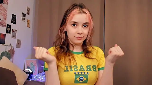 Snapshot of VedaSchulz chatting on March 4, 2026, 7:21 pm VedaSchulz online show from March 4, 2026, 7:21 pm