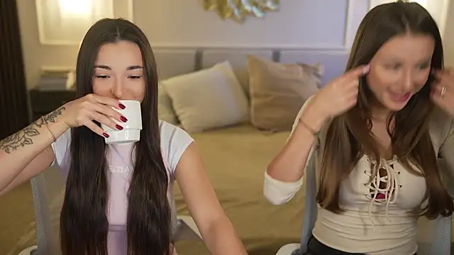 Luna secretgirl online show from November 13, 2025, 8:18 am