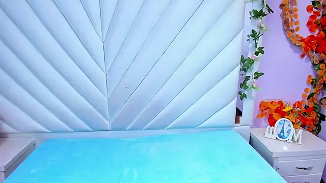  Luna Bennett online show from October 14, 2025, 12:50 pm