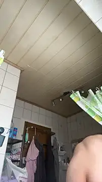 Snapshot of Kingpowerlittel chatting on February 19, 2026, 2:03 pm Kingpowerlittel online show from February 19, 2026, 2:03 pm