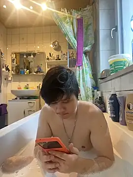 Snapshot of Kingpowerlittel chatting on February 9, 2026, 2:48 pm Kingpowerlittel online show from February 9, 2026, 2:48 pm