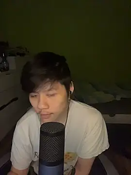 Snapshot of Kingpowerlittel chatting on February 6, 2026, 8:05 pm Kingpowerlittel online show from February 6, 2026, 8:05 pm