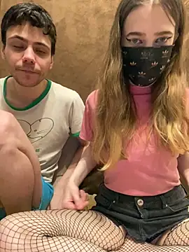 lovburger online show from November 14, 2025, 9:40 pm