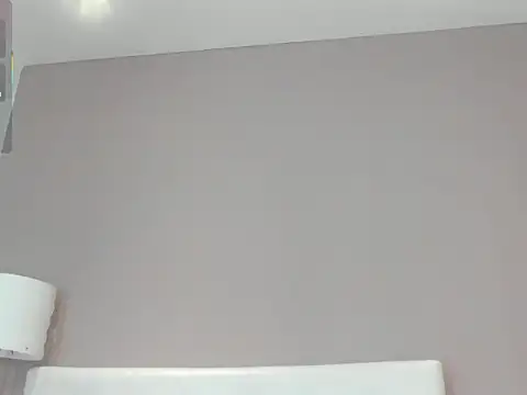 Snapshot of KendraChavez_ chatting on September 17, 2025, 9:39 pm KendraChavez online show from September 17, 2025, 9:39 pm