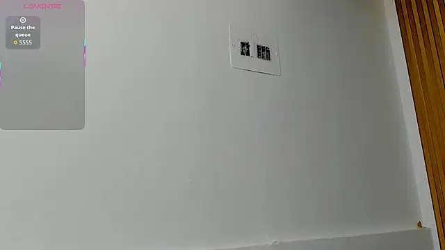 VioletRose as online show from February 13, 2026, 7:58 pm