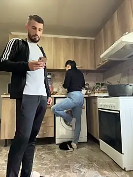 Gold7leonnnn online show from April 22, 2026, 3:41 pm