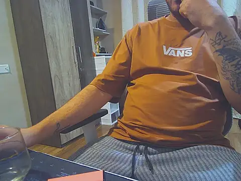 abcillian online show from November 13, 2025, 8:13 pm