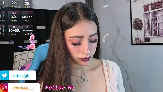 Snapshot of Abril_Velvet_a_ chatting on September 13, 2025, 1:00 pm Abril Velvet a online show from September 13, 2025, 1:00 pm